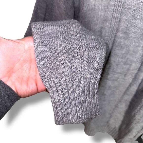 Gray Knights Bridge Chunky Knit Crewneck Sweater Size M - Picture 4 of 6
